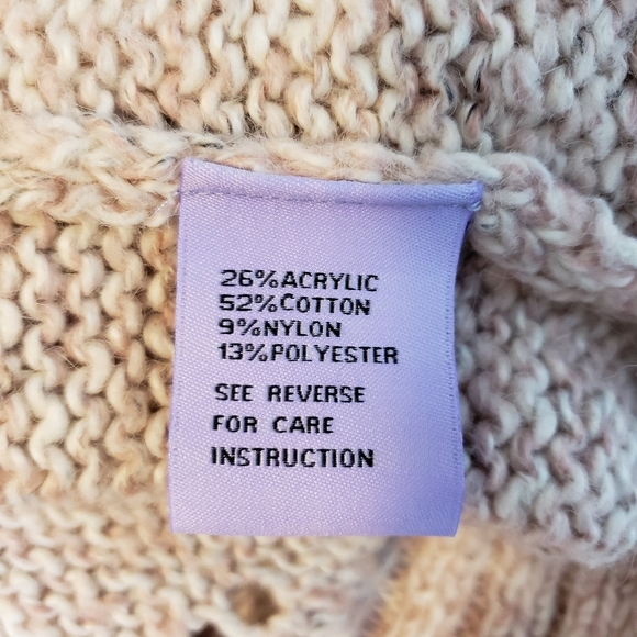 NWT Michelle Nicole Cable Knit Oversized sweater - Picture 12 of 13